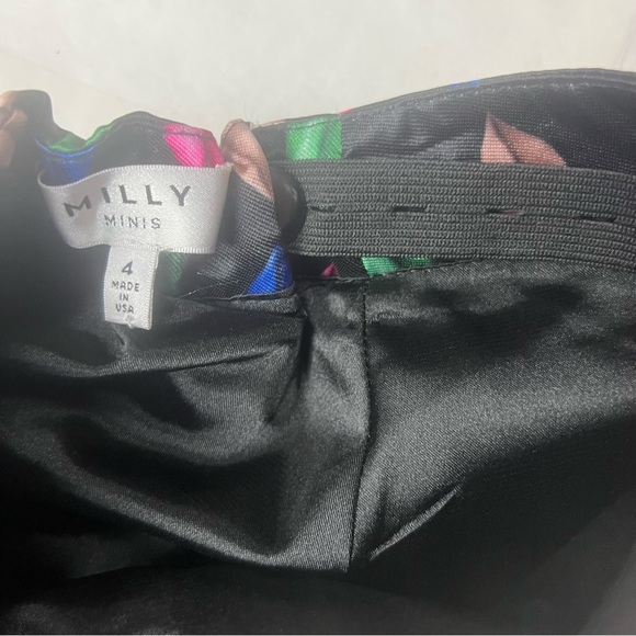 Milly Minis pleated puffy satin black skirt w multicolor lips all over - Picture 3 of 3